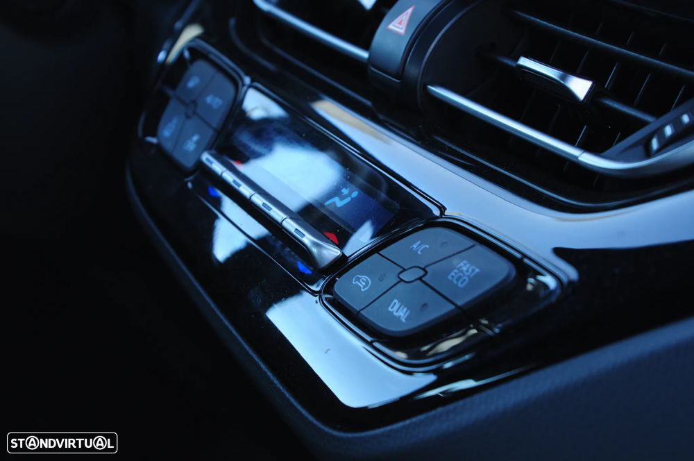 Toyota C-HR 1.8 Hybrid Comfort - 17