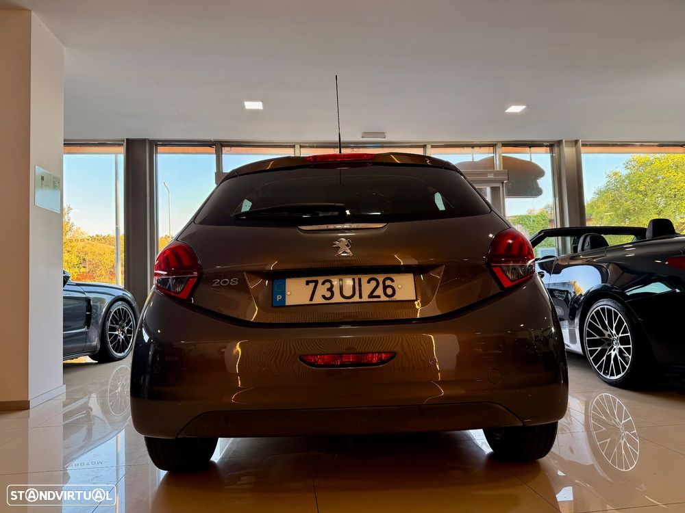Peugeot 208 1.2 PureTech Style - 17