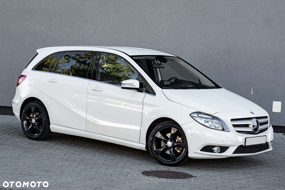 Mercedes-Benz Klasa B 180 7G-DCT - 3