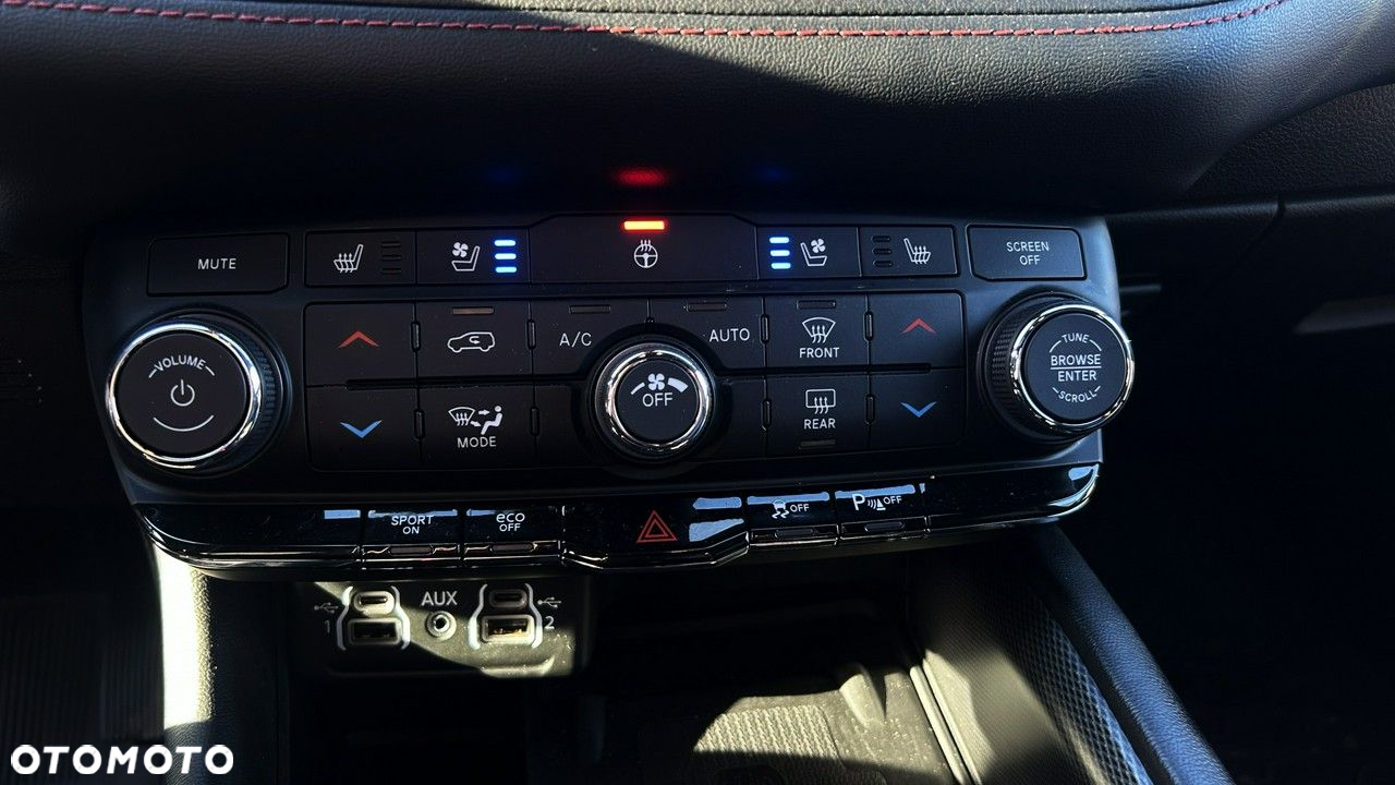 Dodge Durango - 12