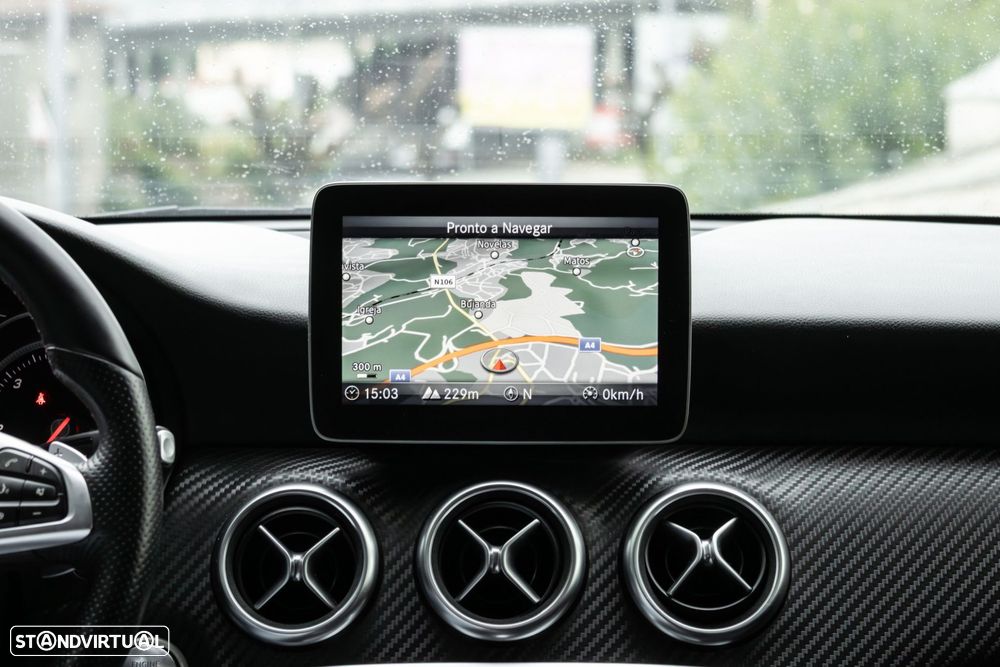 Mercedes-Benz A 180 d AMG Line Aut. - 32