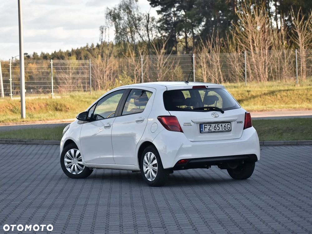Toyota Yaris 1.0 Active EU6 - 7