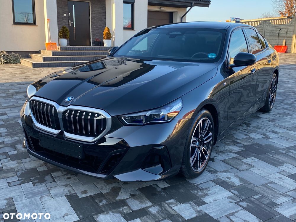 BMW Seria 5 520d xDrive - 34
