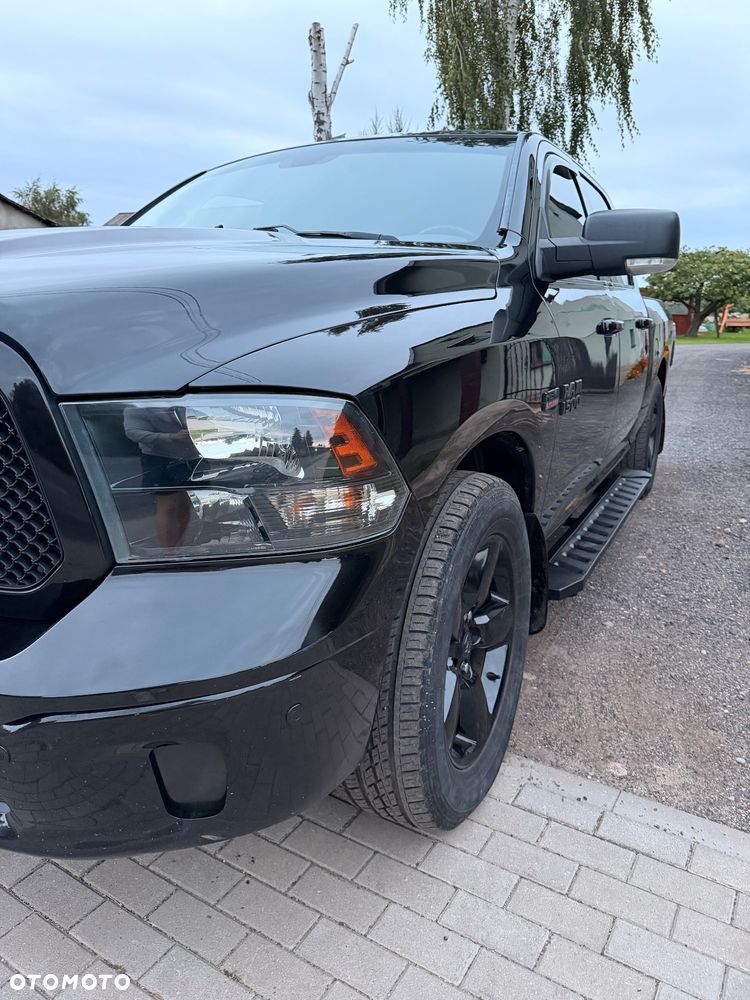RAM 1500 - 21