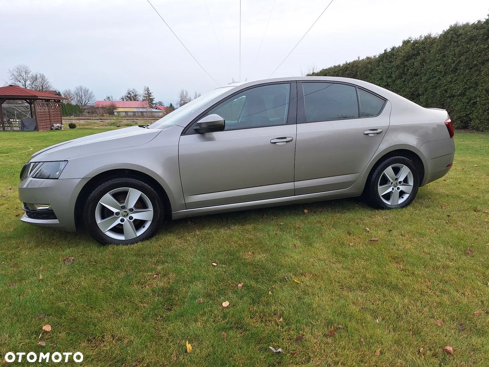 Skoda Octavia 1.5 TSI ACT Ambition - 4