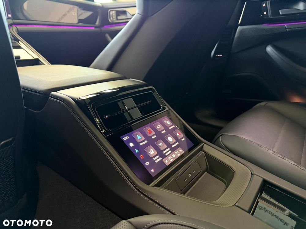 Porsche Panamera - 28