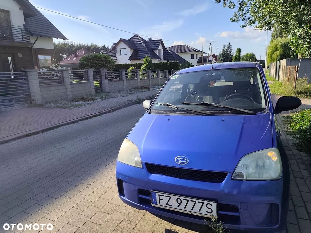 Daihatsu Cuore - 2