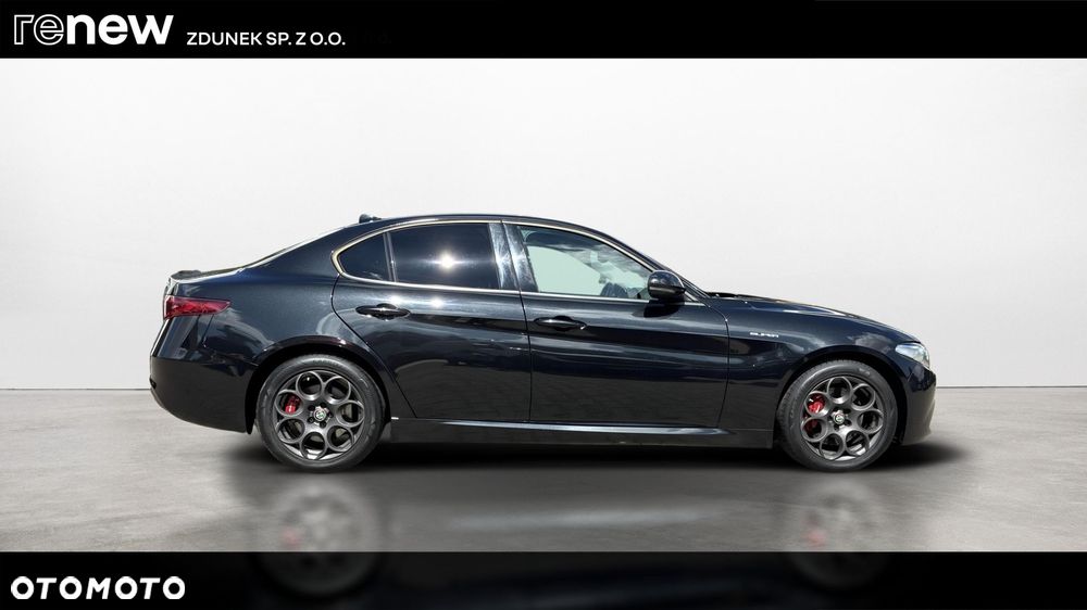 Alfa Romeo Giulia 2.0 Turbo - 6