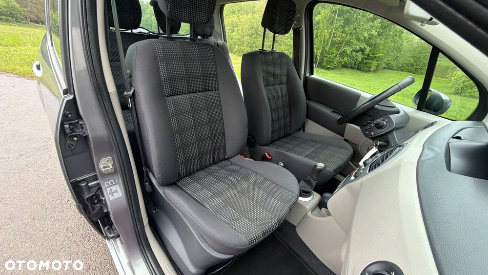 Renault Modus 1.6 16V Cite - 21
