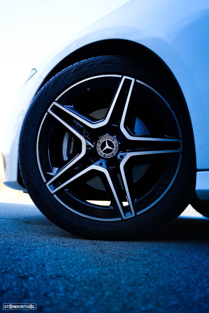 Mercedes-Benz A 180 7G-DCT AMG Line - 30