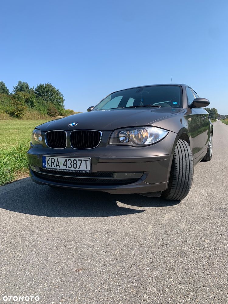 BMW Seria 1 118d - 10