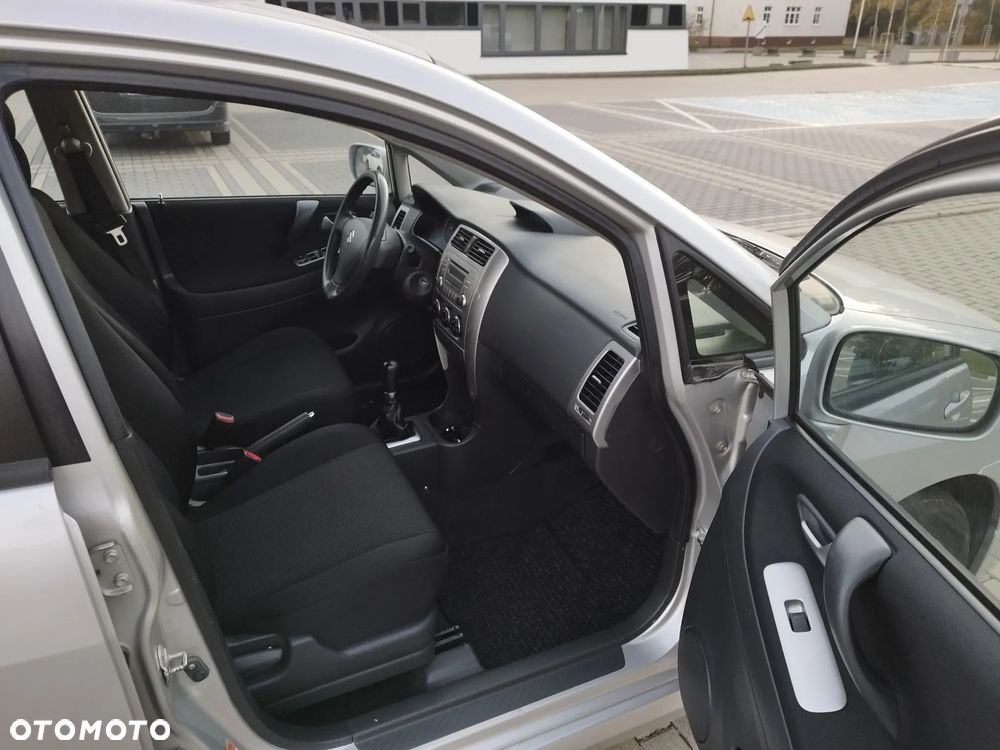 Suzuki Liana Kombi 1.6 Comfort - 5