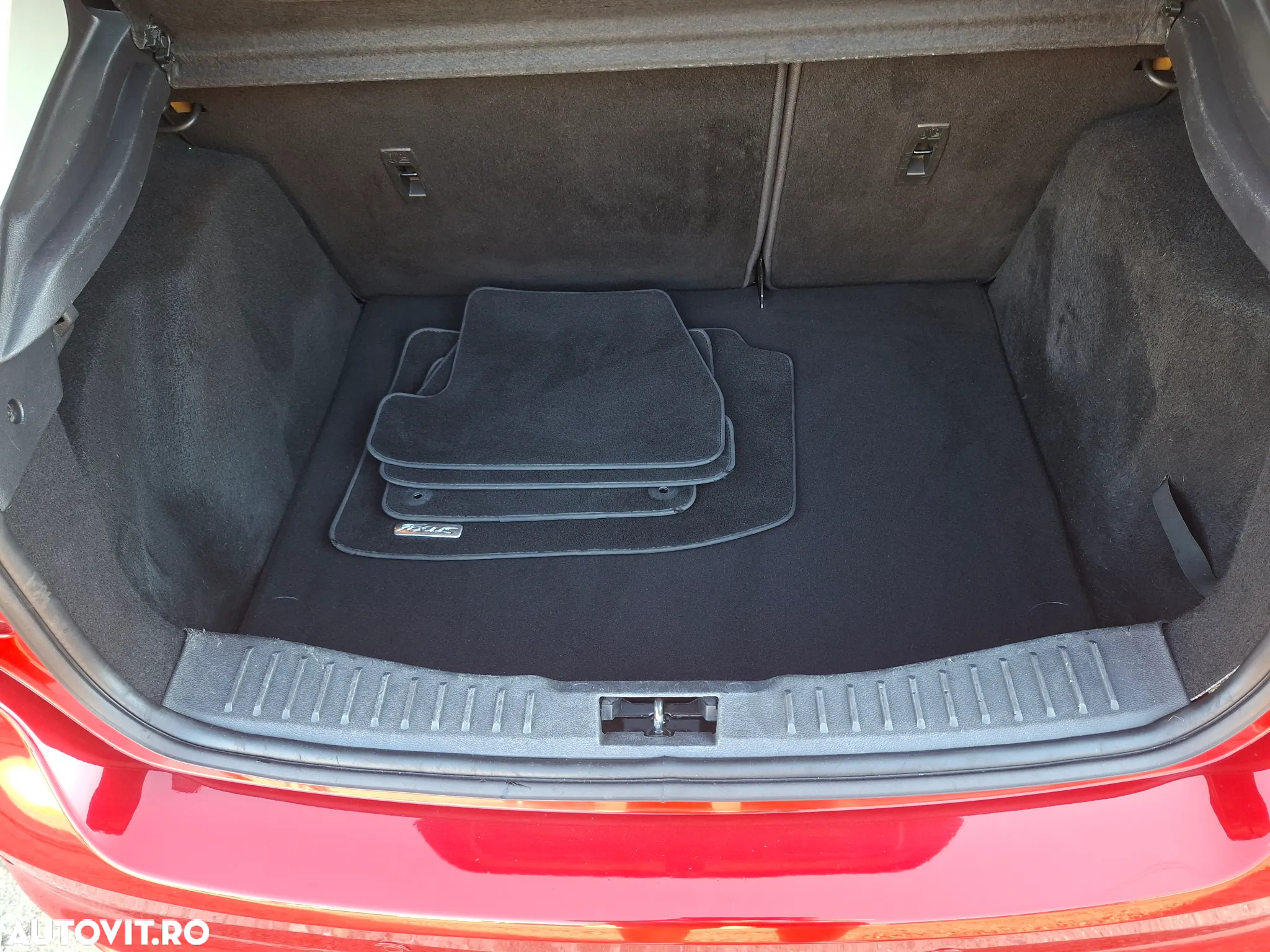 Ford Focus 2.0 TDCi DPF Titanium - 9