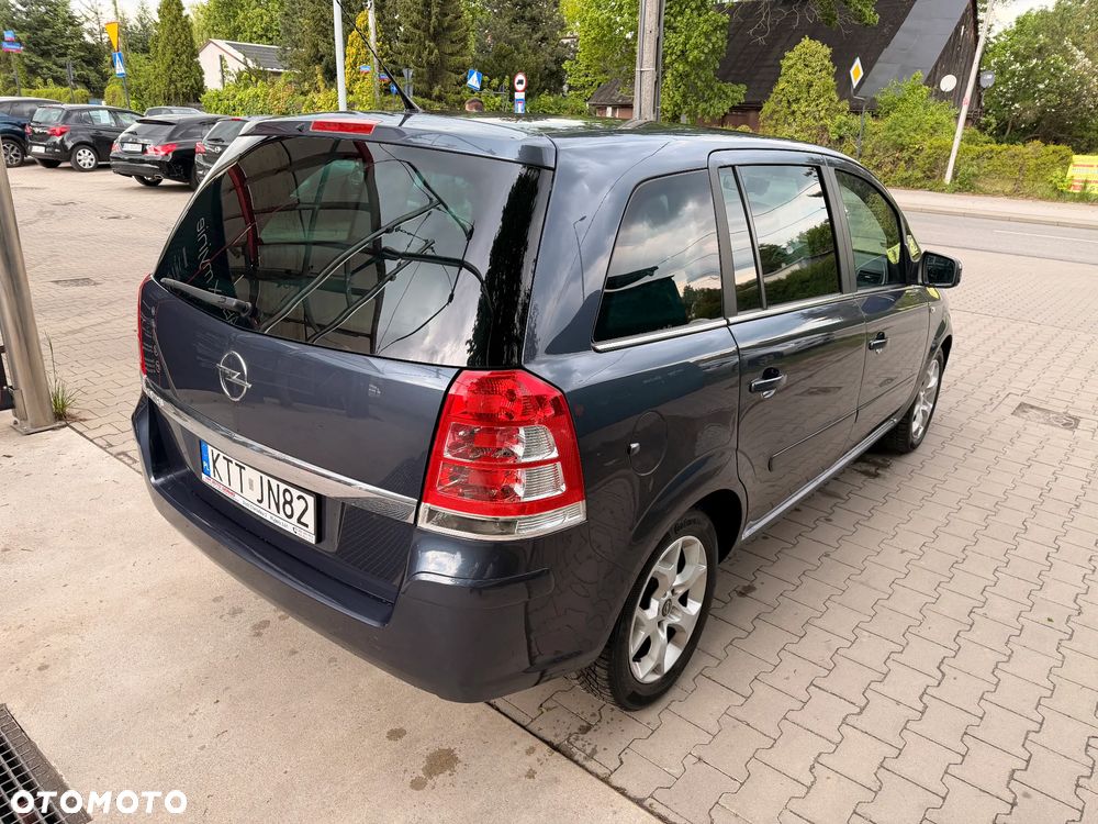 Opel Zafira 1.8 Family - 8
