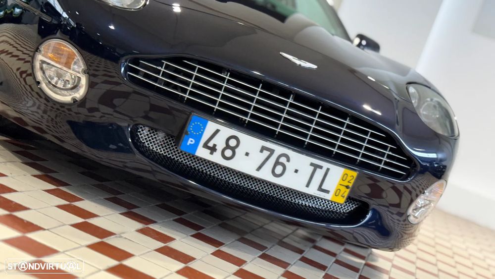 Aston Martin DB7 Vantage Coupé V12 - 12