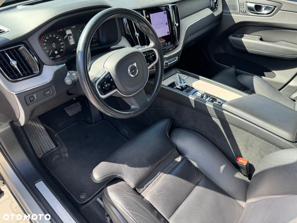 Volvo XC 60 B4 D Inscription - 22