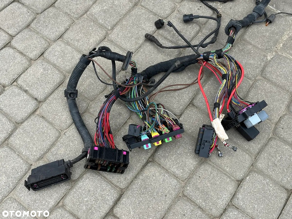 KOMPLETNA INSTALACJA WNĘTRZA KABINY KOMORY SILNIKA WIĄZKA VW T5 1.9 2.5 TDI CARAVELLE TRANSPORTER - 8