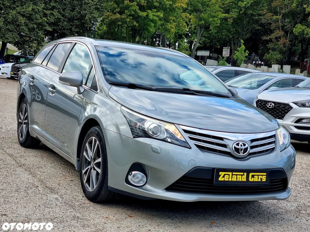 Toyota Avensis 1.8 Premium - 3