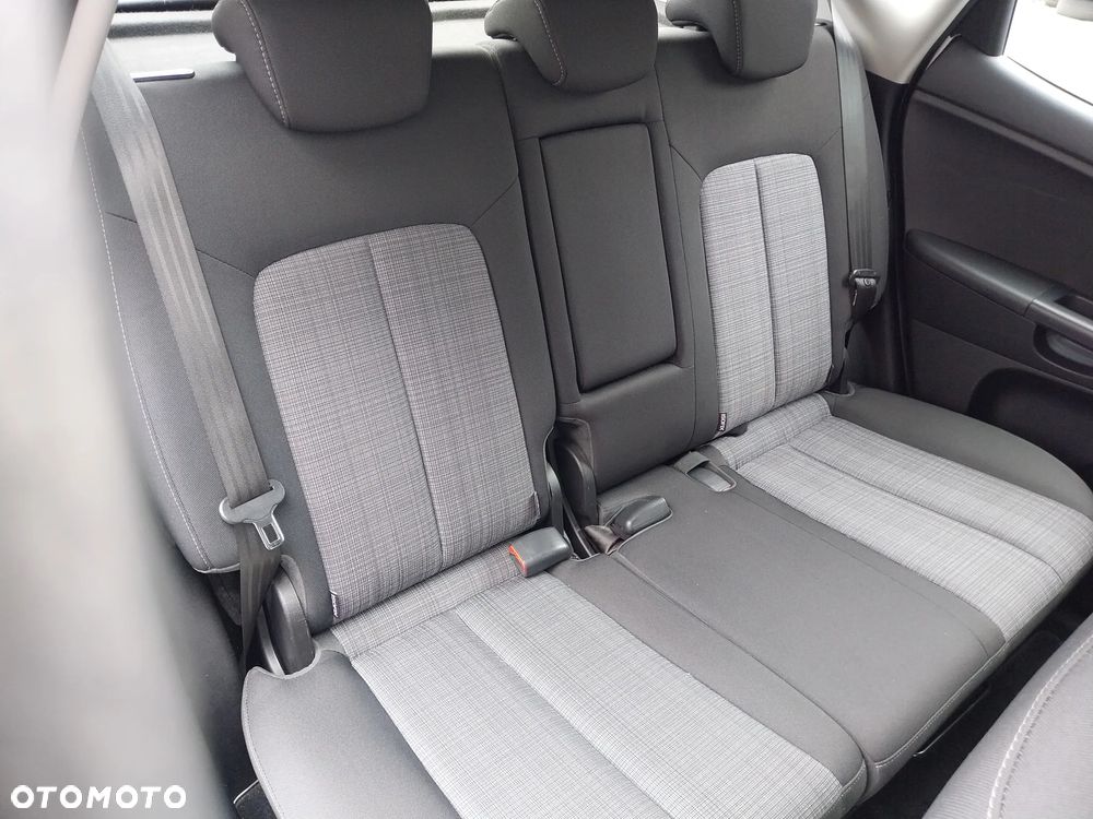 Kia Venga 1.6 CVVT Platinum Edition - 8