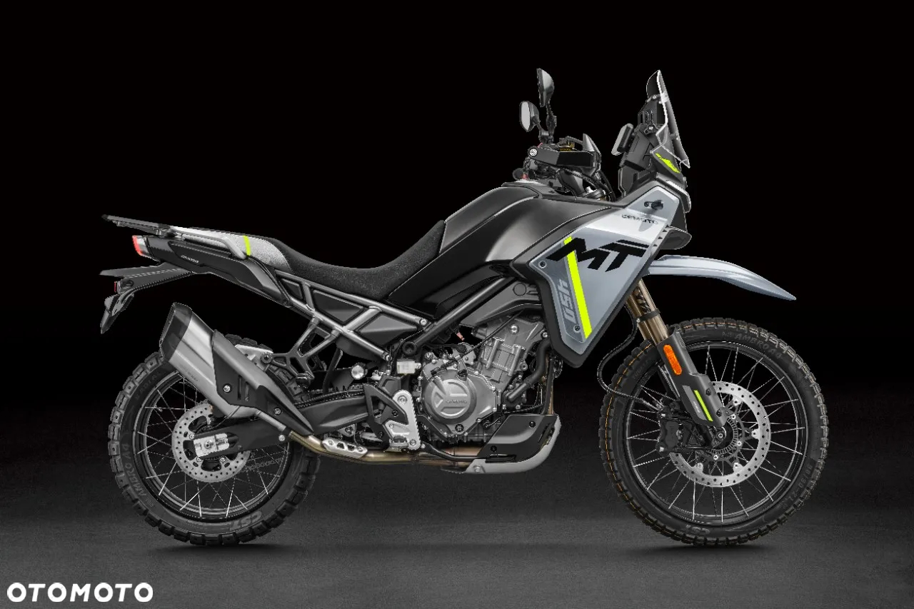 CFMoto MT - 3