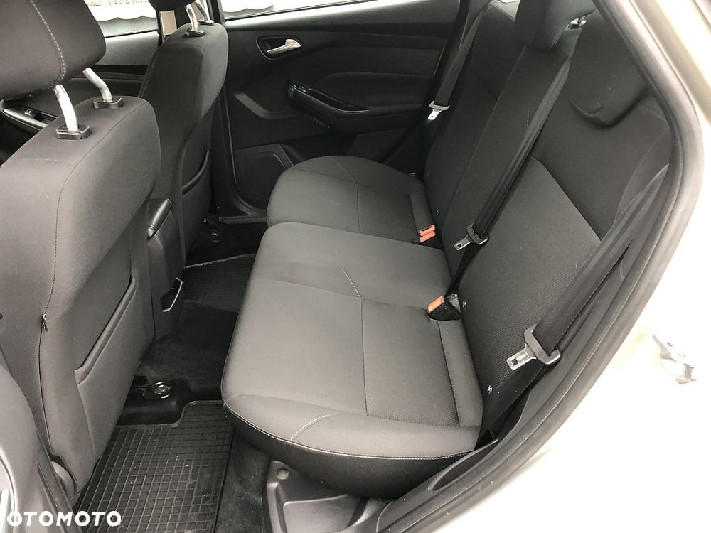 Ford Focus 1.6 Trend - 11