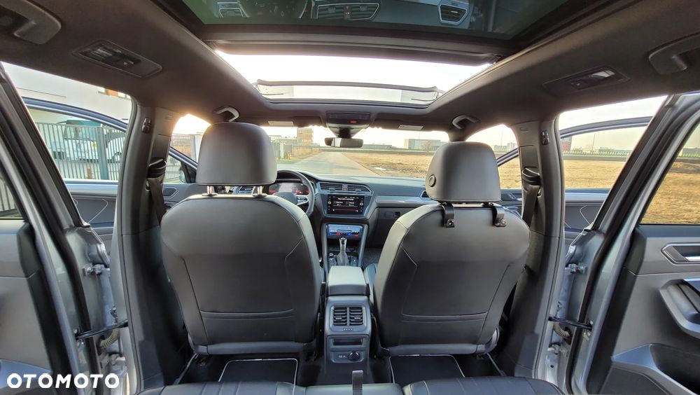 Volkswagen Tiguan Allspace - 16