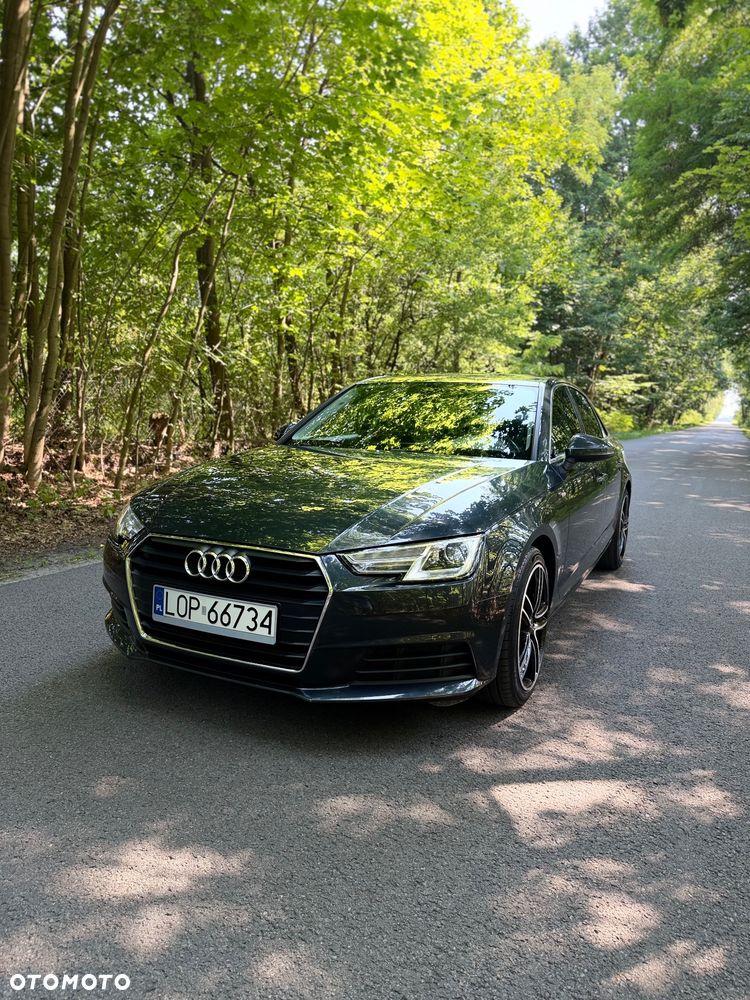 Audi A4 Limousine 2.0 TDI Sport S tronic - 1