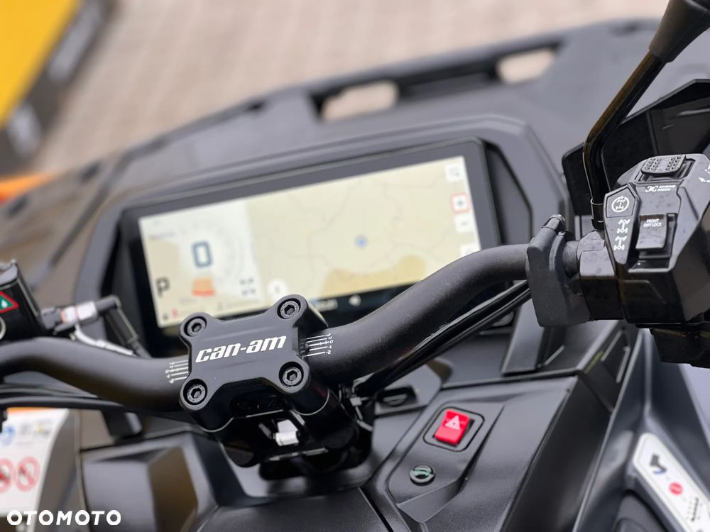 Can-Am Outlander - 9