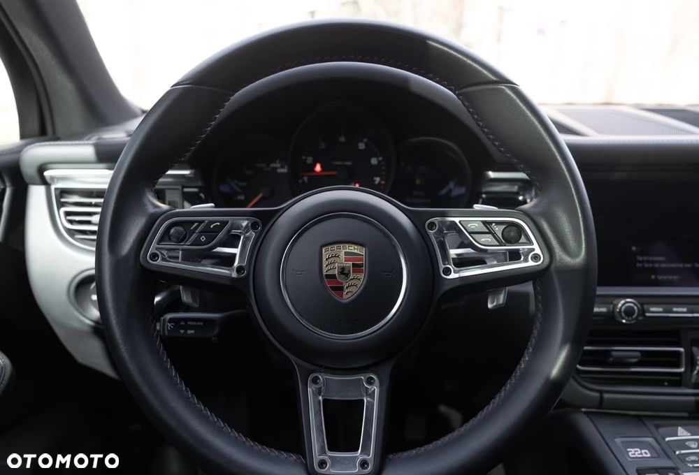 Porsche Macan - 20