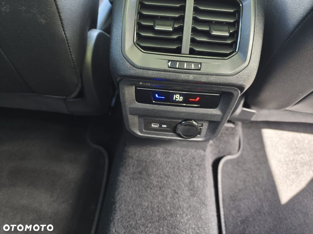 Volkswagen Tiguan Allspace 2.0 TDI SCR 4Motion DSG Elegance - 30