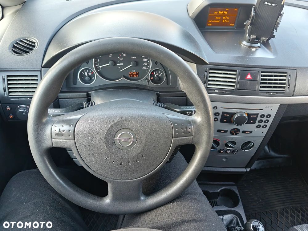 Opel Meriva - 21