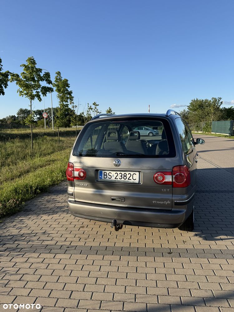 Volkswagen Sharan - 3