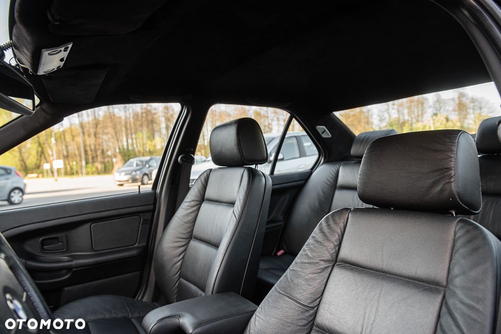 BMW Seria 3 318i - 18
