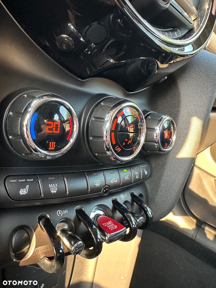 MINI Cooper Standard - 17