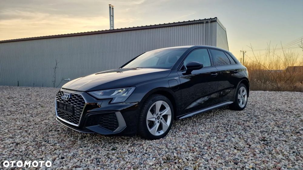Audi A3 Sportback - 13
