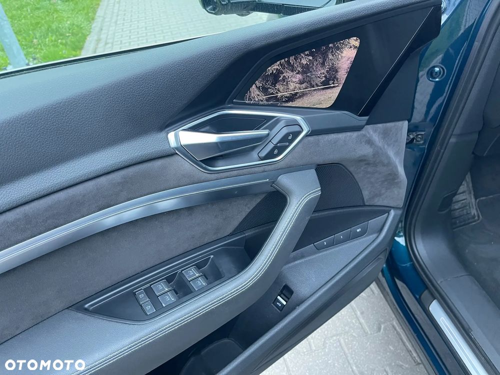 Audi e-tron 55 Quattro S Line - 21