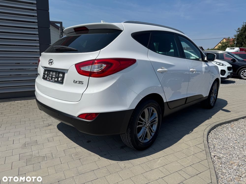 Hyundai ix35 1.6 2WD Fifa World Cup Edition - 5