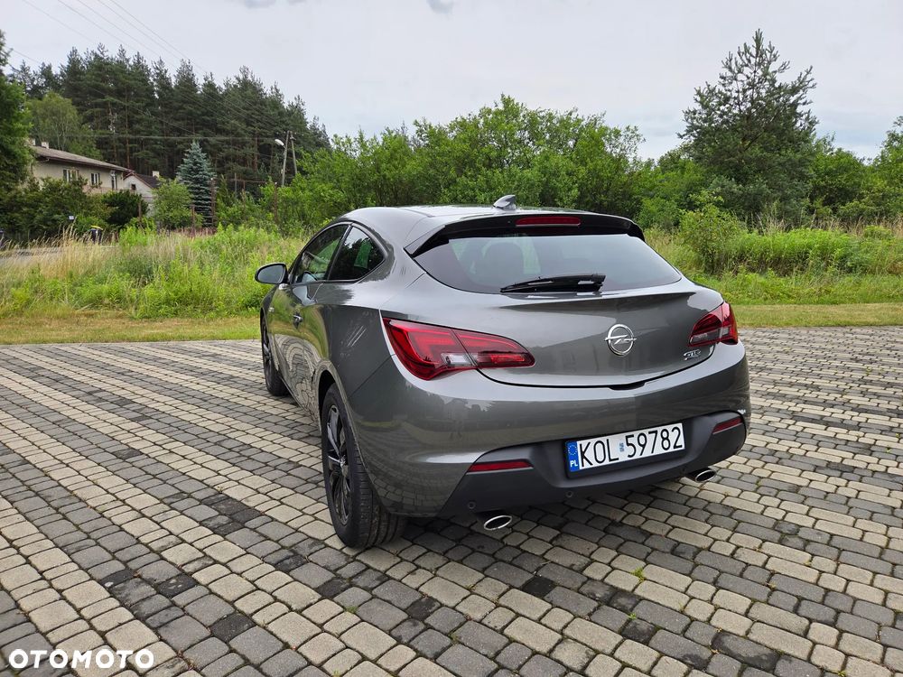Opel Astra 1.6 T SIDI Sport S&S - 11