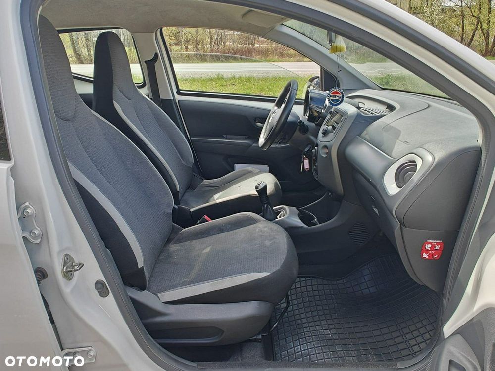 Toyota Aygo - 11