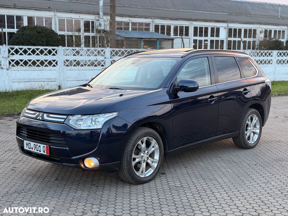 Mitsubishi Outlander 2.2 DI-D 4WD Automatik Edition+ - 1