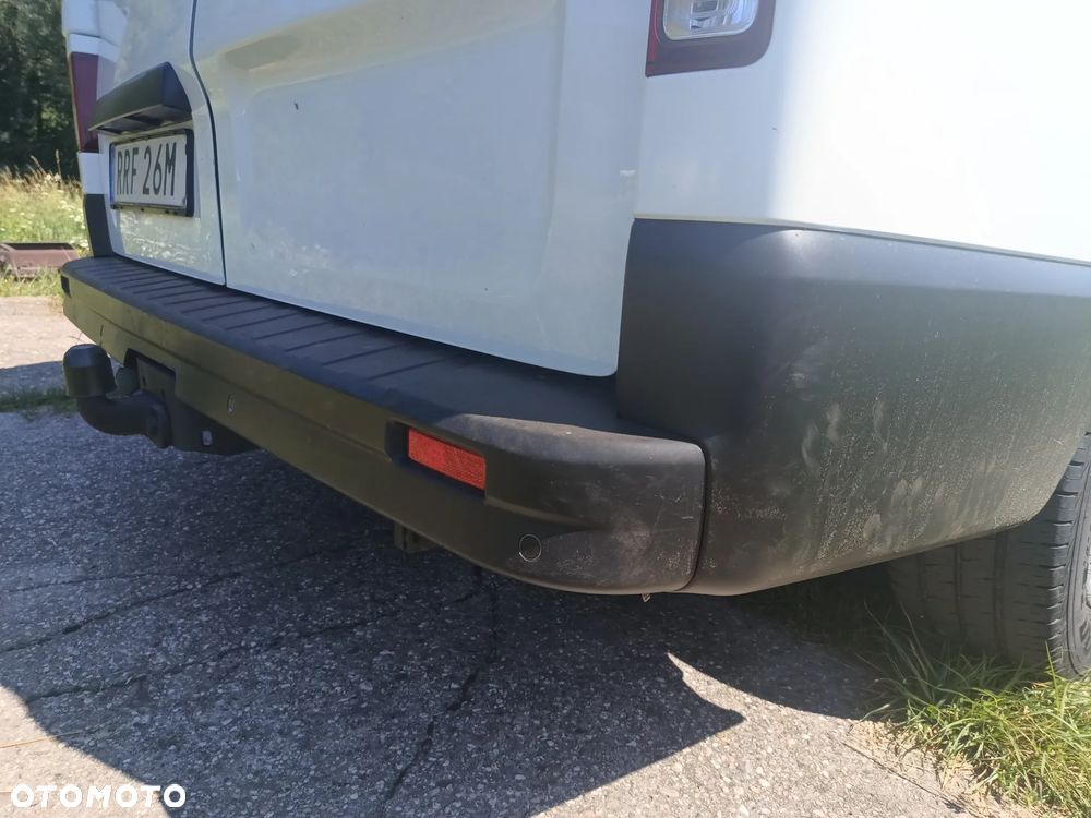 Renault Trafic L1H1 1.6 diesel 145kM, manual, 2019 rok BAGAŻNIK DACHOWY THULE, KAMERA COFANIA, HAK, CZUJNIKI PARKOWANIA, ORGINALNY PRZEBIEG! - 20