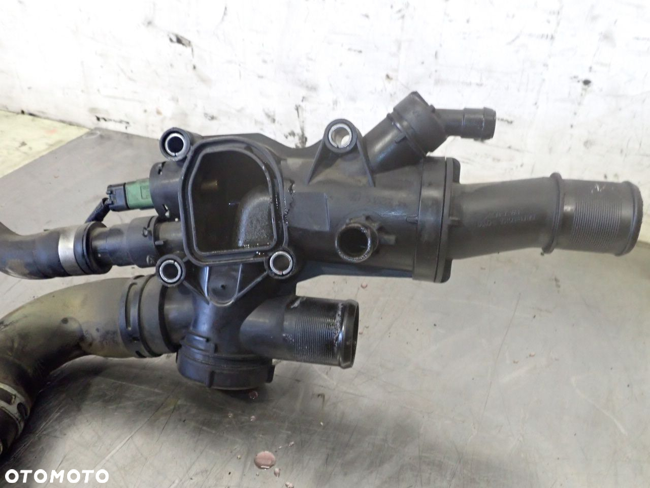 OBUDOWA TERMOSTATU FORD MONDEO MK4 2.0TDCI 9656182980 - 8