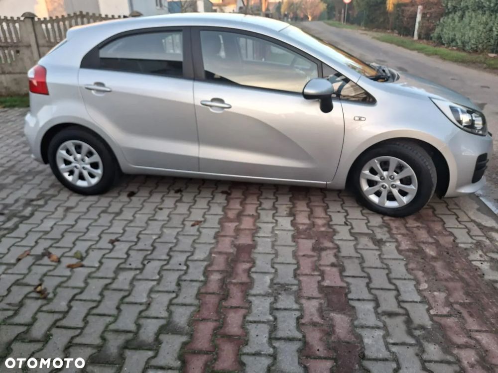 Kia Rio 1.2 Dream-Team Edition - 7