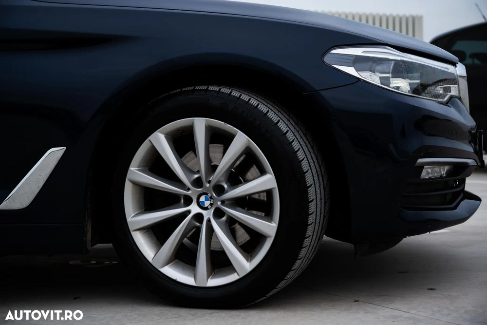 BMW Seria 5 520d Aut. - 9