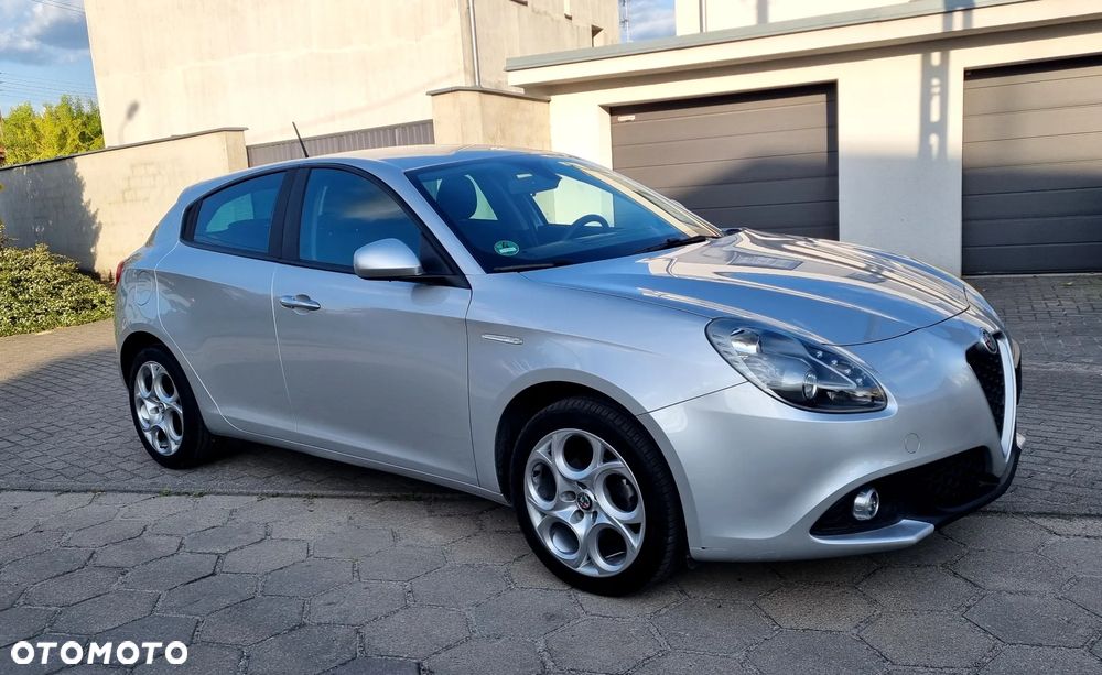 Alfa Romeo Giulietta 1.6 JTDM 16V Impression - 11