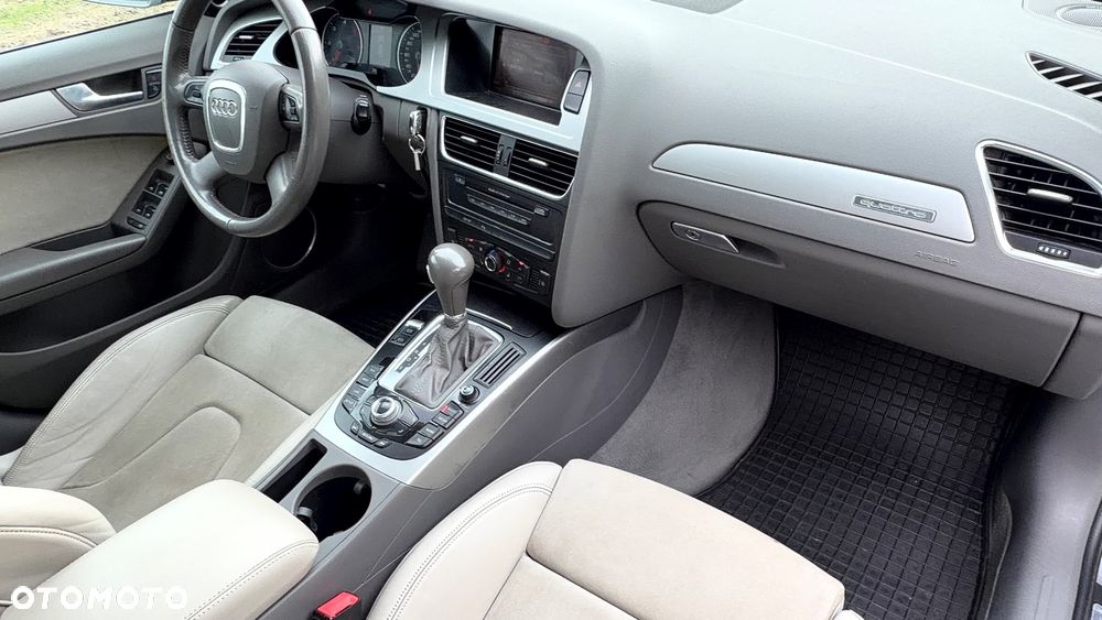 Audi A4 Avant 3.0 TDI DPF quattro S tronic S line Sportpaket - 30