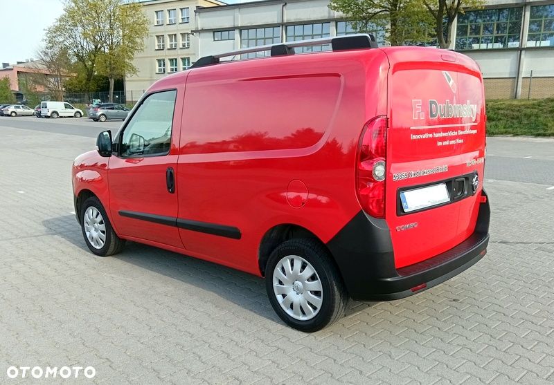 Opel COMBO - 8