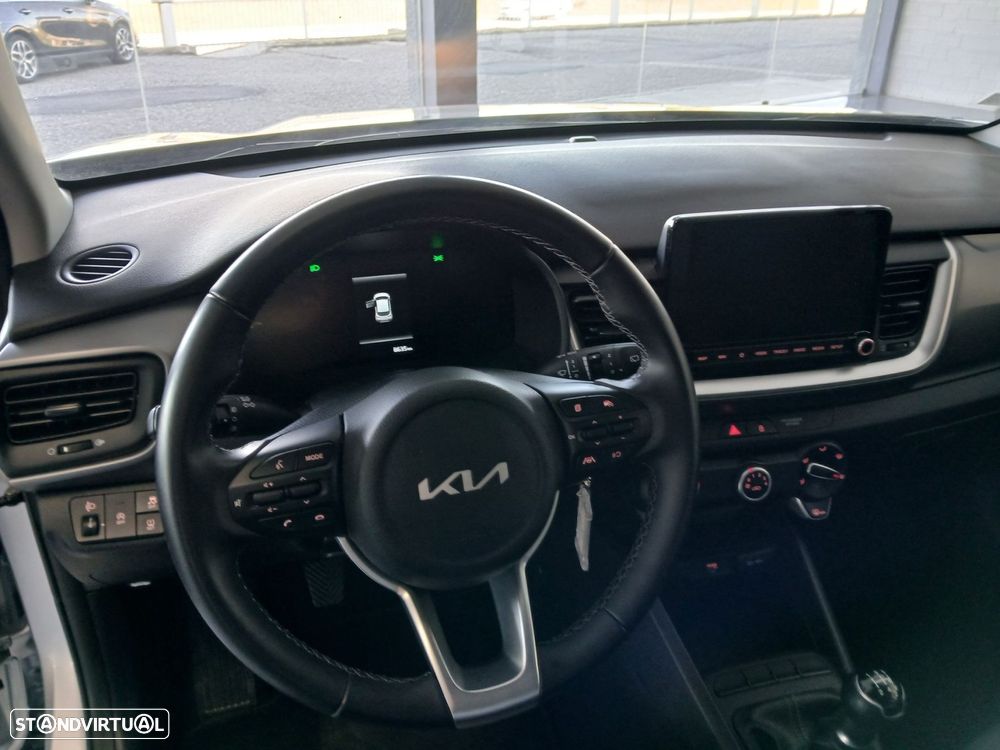 Kia Stonic 1.2 Dynamic - 2