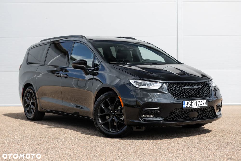 Chrysler Pacifica - 5
