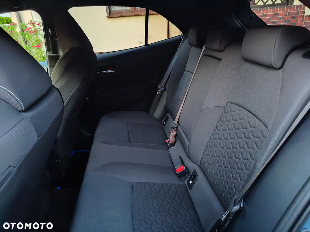 Toyota Corolla 2.0 Hybrid Selection - 19
